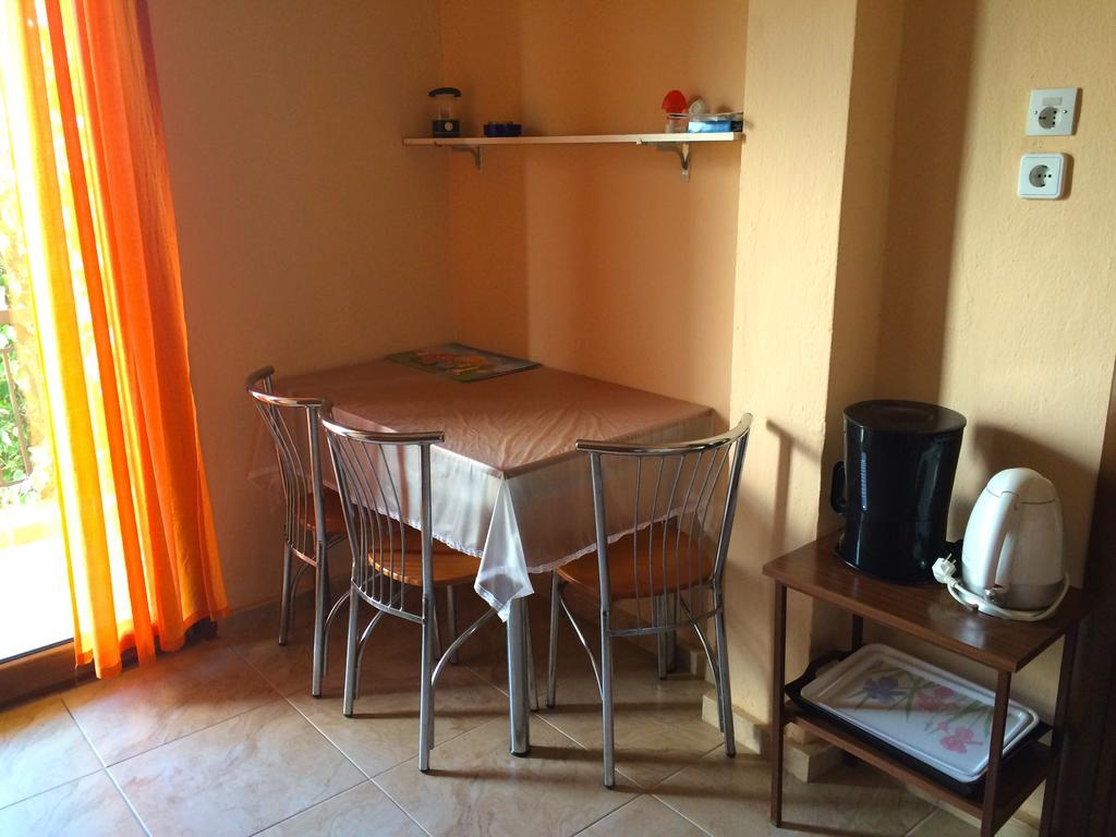 Kostas House Lägenhet Gerakini Rum bild